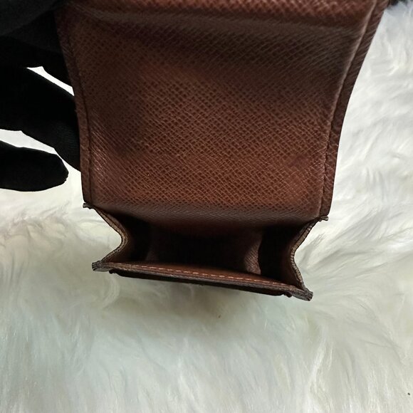 Authentic Louis Vuitton Monogram Mobile / Accessory Case - Picture 11 of 13